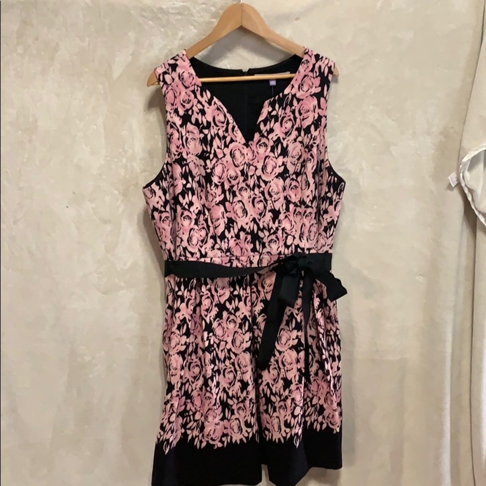 NWT Summer pink and black dress with ribbon belt